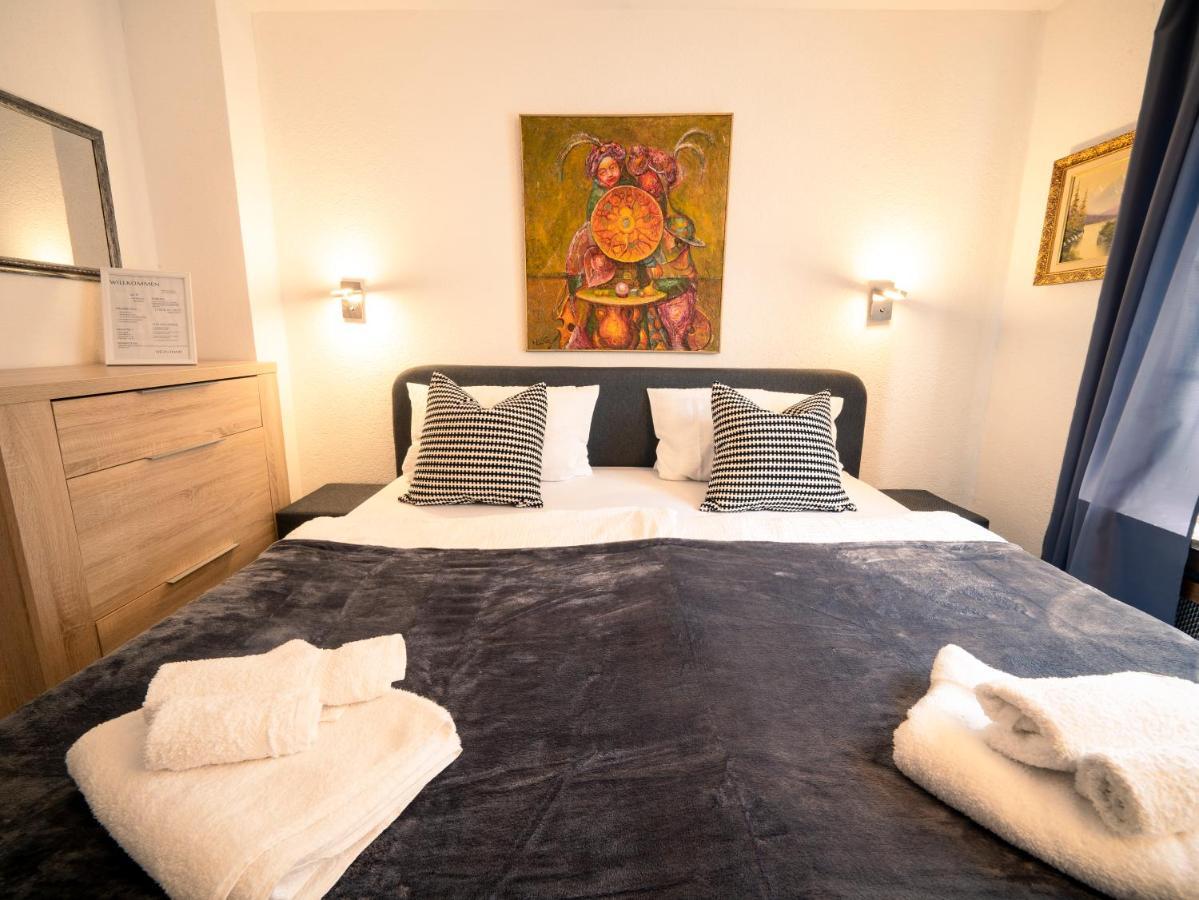 Truth Fuer 5 - King Size Betten, Kamin, Garten, Xxl Couch, Smart-Tv Dortmund Exteriér fotografie