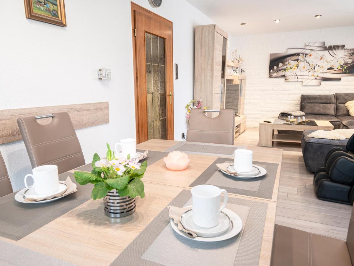 Truth Fuer 5 - King Size Betten, Kamin, Garten, Xxl Couch, Smart-Tv Dortmund Exteriér fotografie
